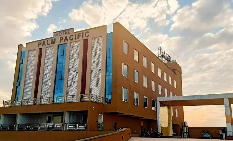 Hotel Palm Pacific