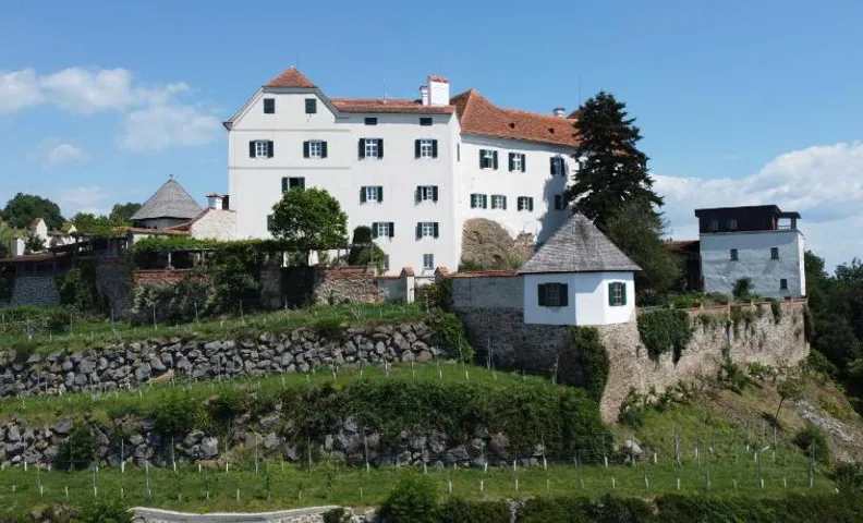 Schloss Kapfenstein