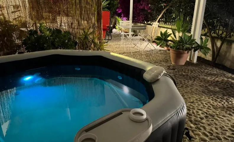 B&B Bouganville