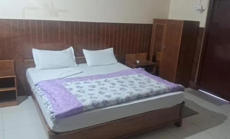 Hotel Silver Dragon, NK Darranga