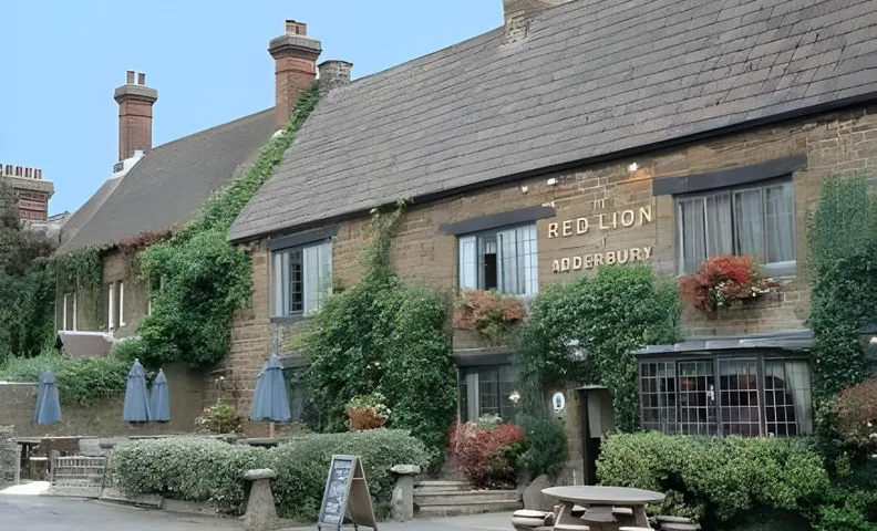 Red Lion Hotel by Greene King Inns