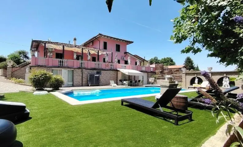 Pirro & Sharon House
