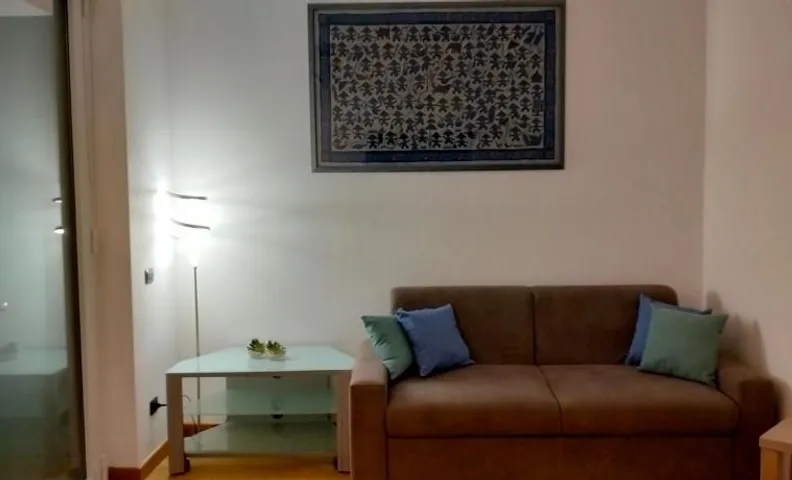 Barbara's house - Milano Nord - 200 MT train station to city center, Stazione centrale, Cadorna, air
