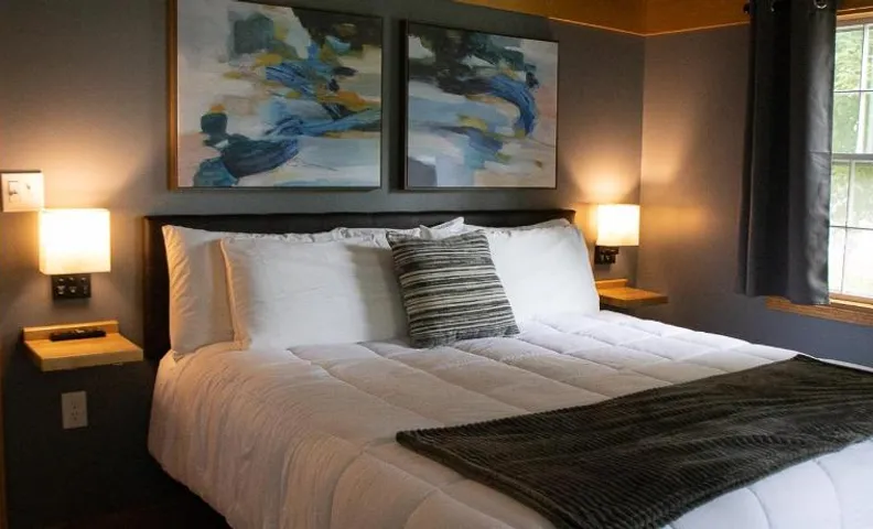 New England Inn & Lodge