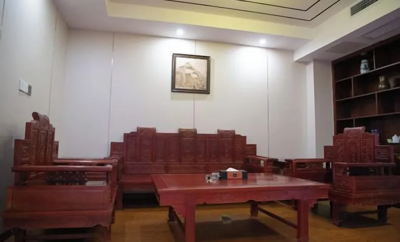 Yuxia International Hotel