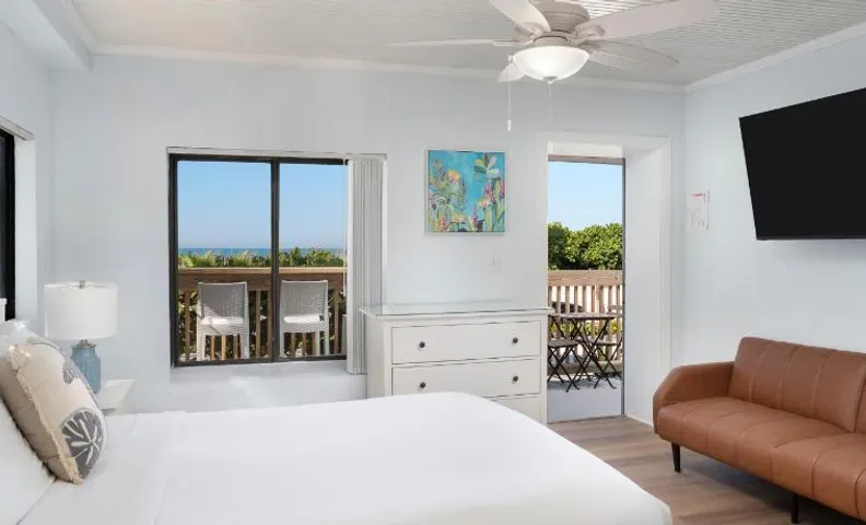 Sabal Palms Inn