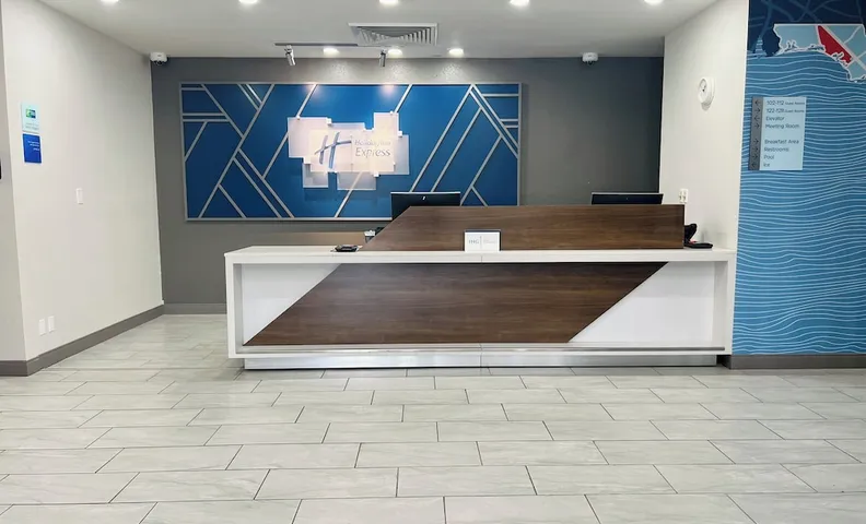 홀리데이 인 익스프레스 & 스위트 세브링 바이 IHG