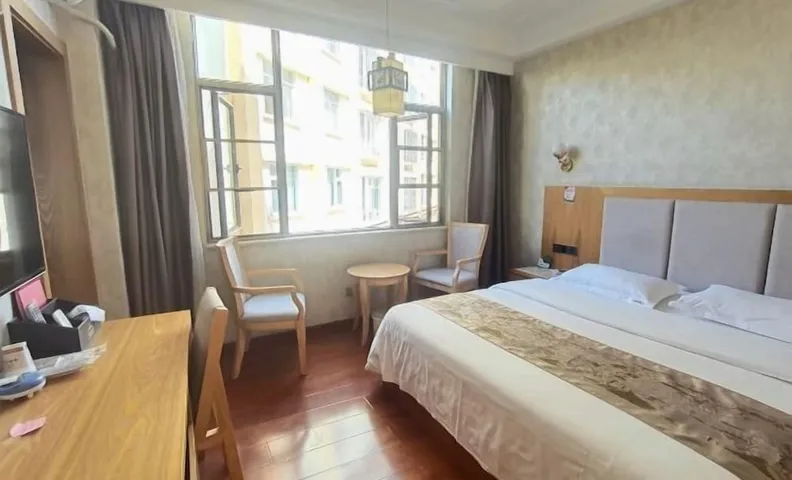 Xiongfeng Hotel