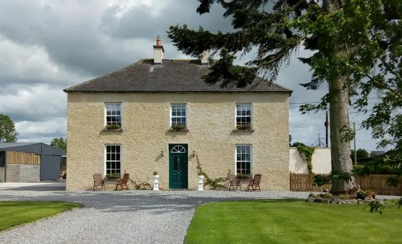Abbeyview House B&B and Glamping