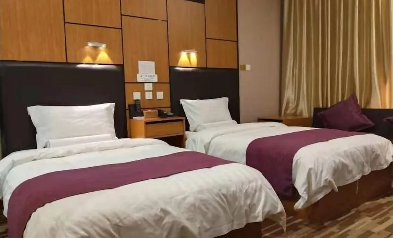 Huanren Qingfeng Hotel