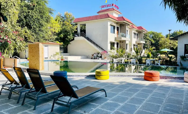 Dev Villa Resort
