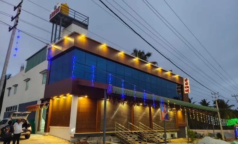 JJ Comfort Hotel