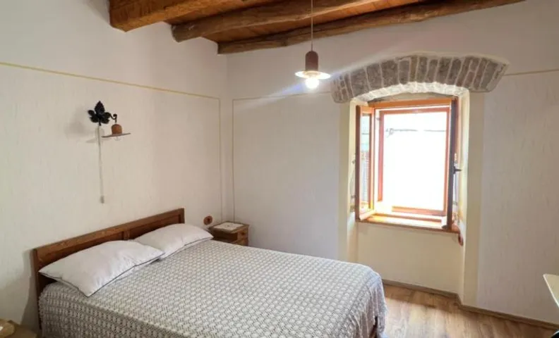 Rooms Poli Luce - Room Jurina