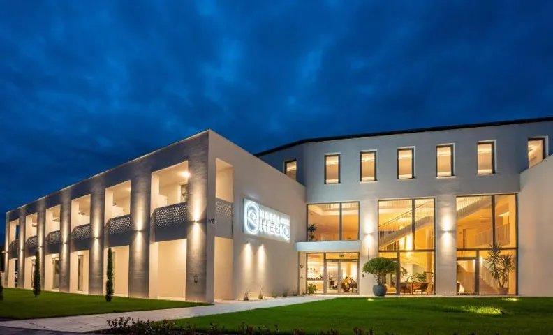 Hotel HegiQ - Adults Only Hotel
