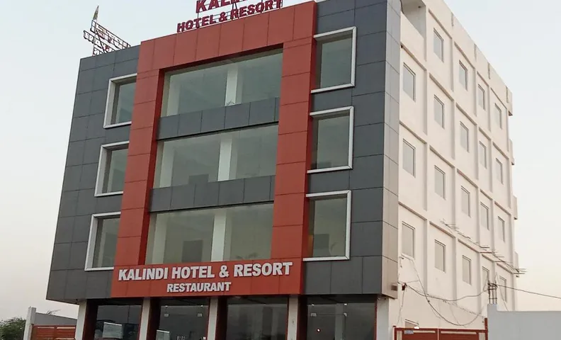 The Kalindi Hotel And Resort