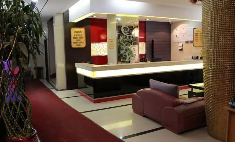 Luntai Tianbai Hotel
