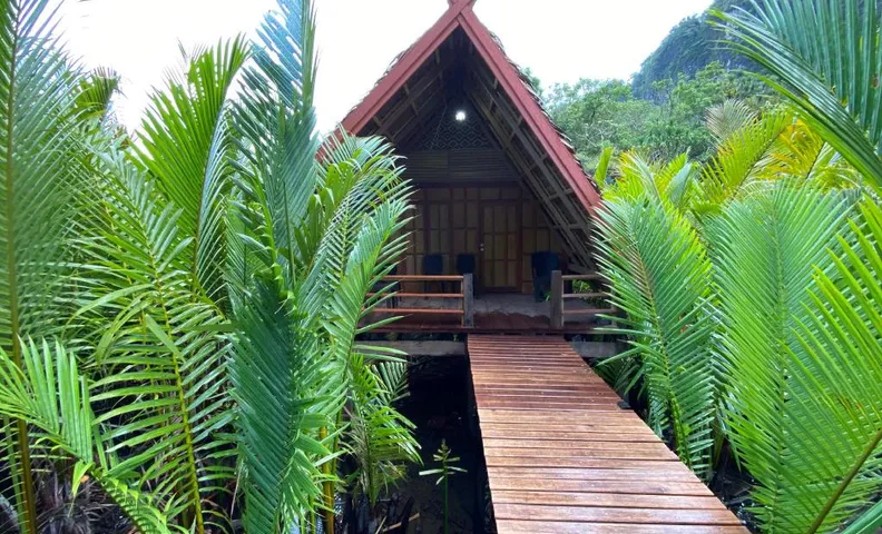 Eco-House Rammang-Rammang by Maningkala Village