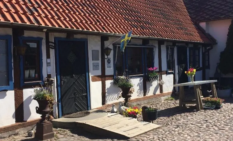 Tunneberga Gästgifvaregård
