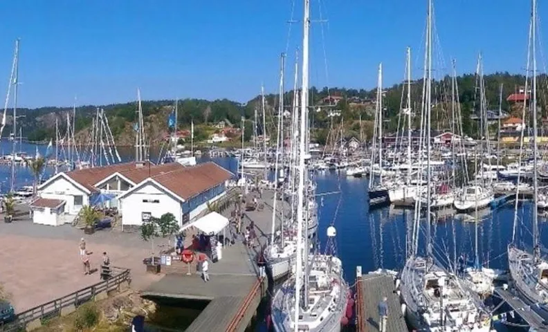 Henåns Hostel in the Marina