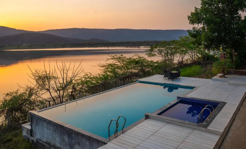 NEELKANTH FOREST RETREAT RESORT