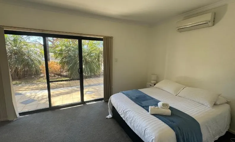 Cowell Townhouse apartments