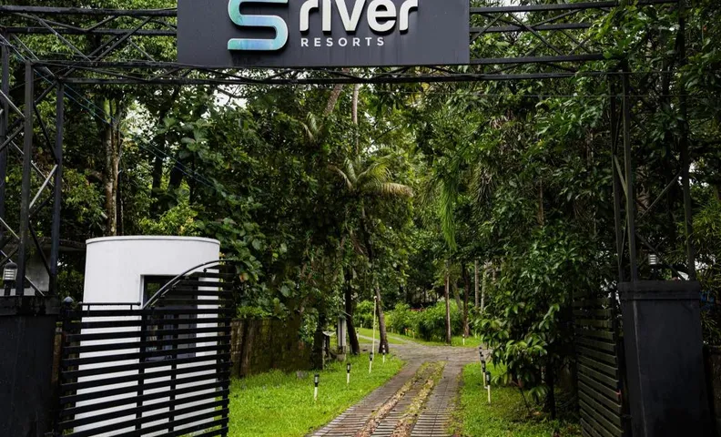 S RIVER RESORTS