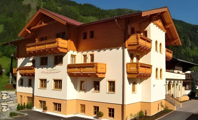 Landhaus & Appartementhaus Haussteiner