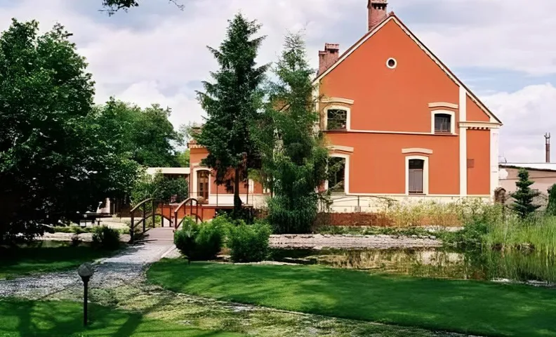 Dworek 1885