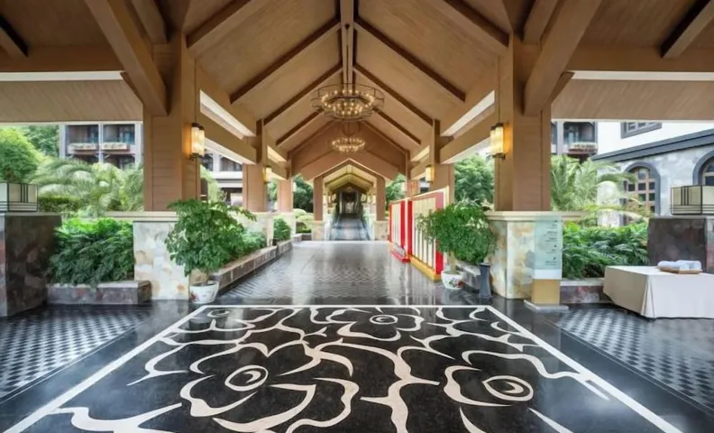 Lutang Hot Spring Resort