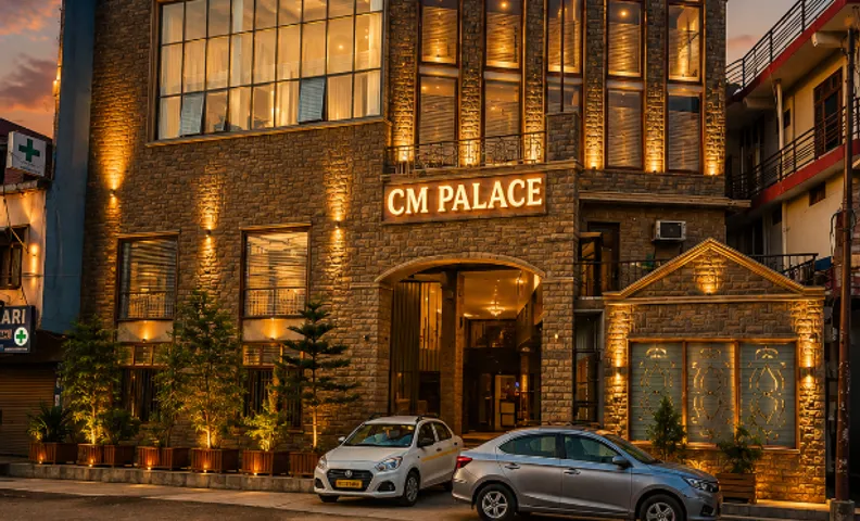 Hotel CM Palace - Pure Vegetarian