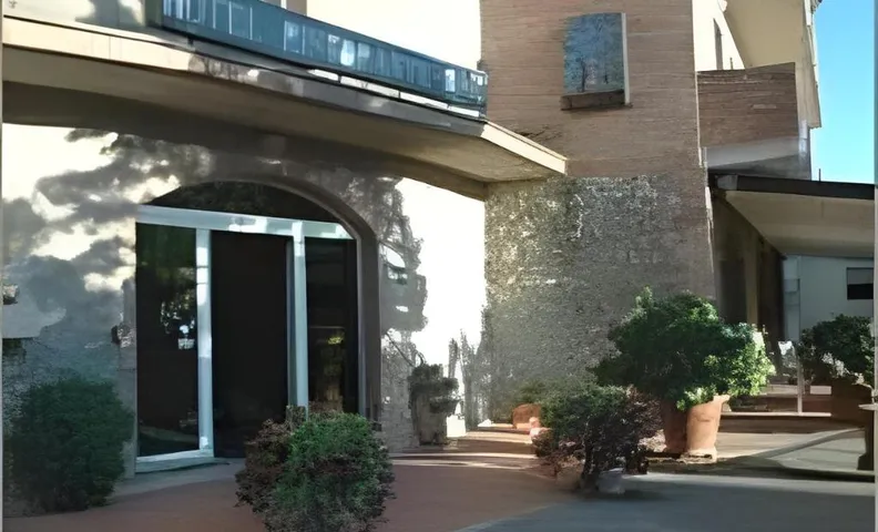 Albergo Di Murlo