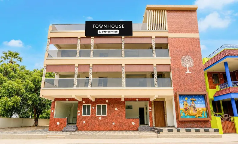 Townhouse MK University Bus Terminal Madurai Formerly Aca Elite