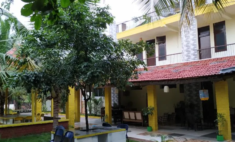 Holiyday in VGF Farm House
