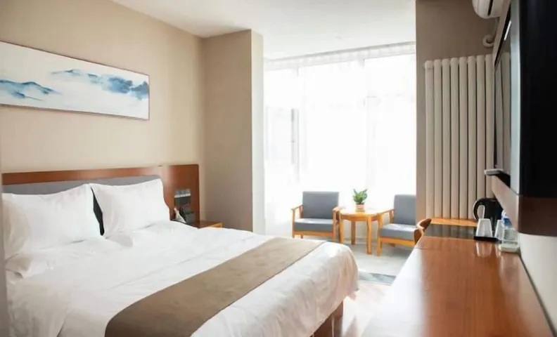 Home Inn Huayi (Linyi Lanling Yucai Road)