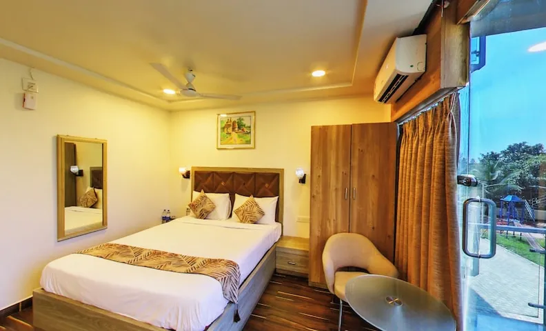 Carina Retreat Resort