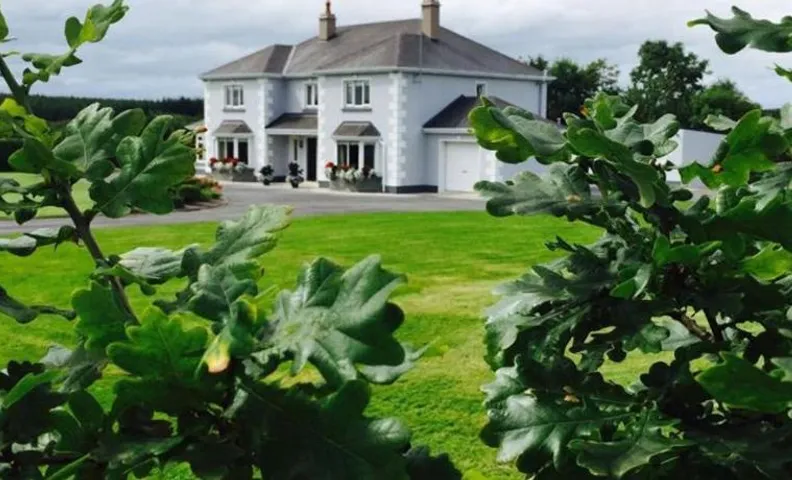 Colmán House