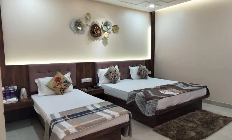 Hotel Luxuria