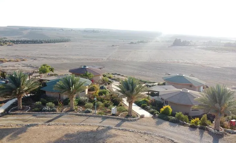 Neot Semadar Eco Lodge