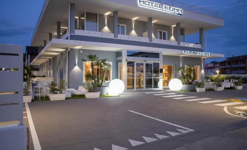 Hotel Kuma