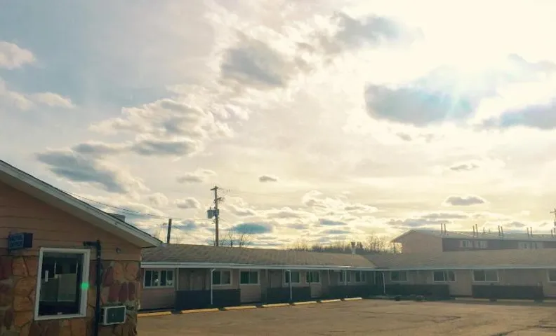 Hillcrest Motel