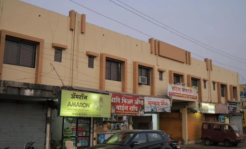Hotel Balaji Lodging Shirpur