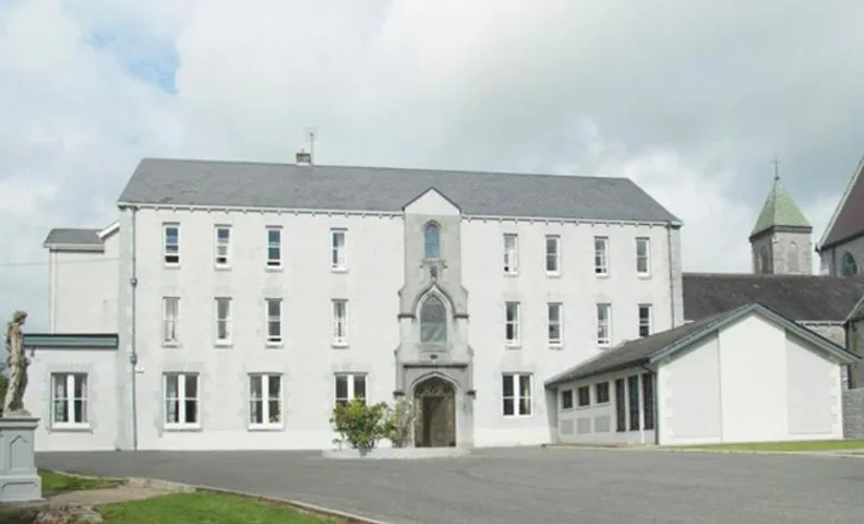 IEC Campus for Groups