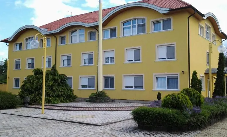 Leier Business Hotel