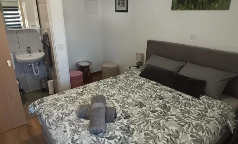 Sleepover Room K&M