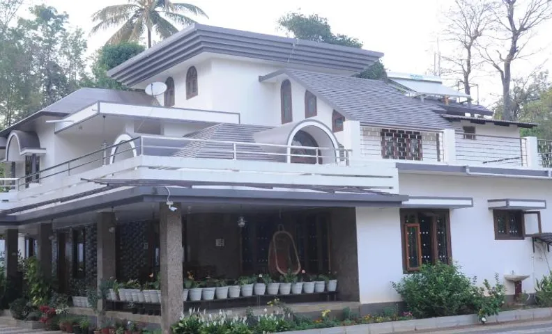 Misty Retreat (Pragati House)