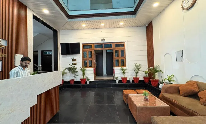 HOTEL AVG PALACE