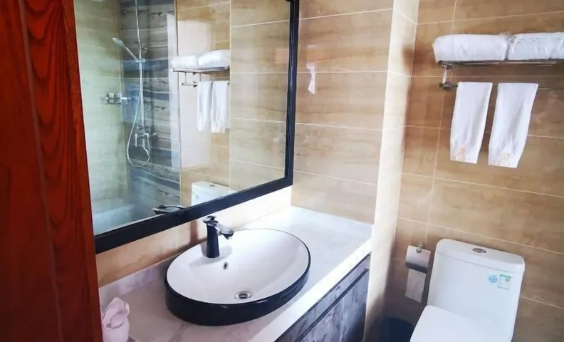 Liangzhou Hotel
