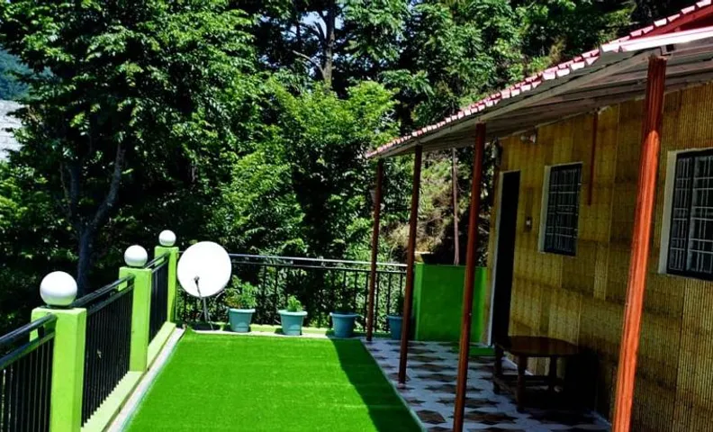 Vamoose Himalaya Heaven Homestay