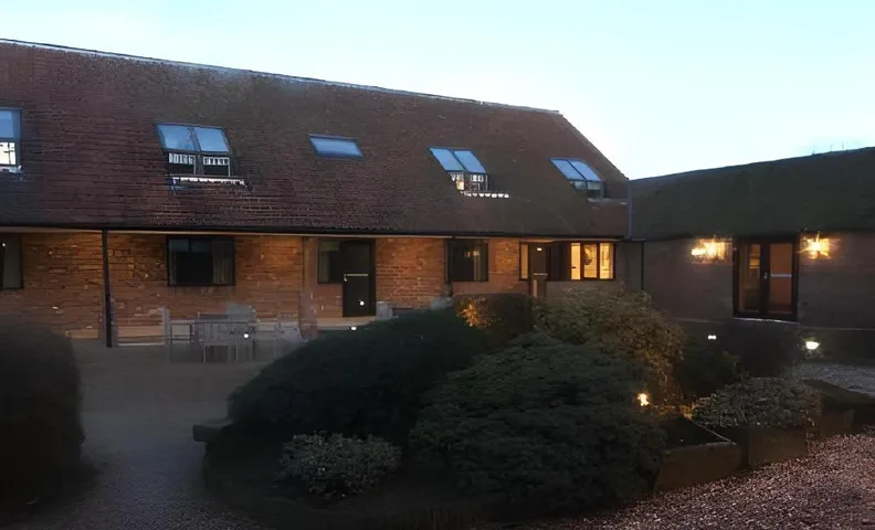 Hall Farm Hotel And Restaurant