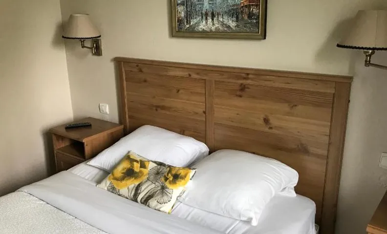 LOGIS Hotel & Restaurant - Au Bord du Lac